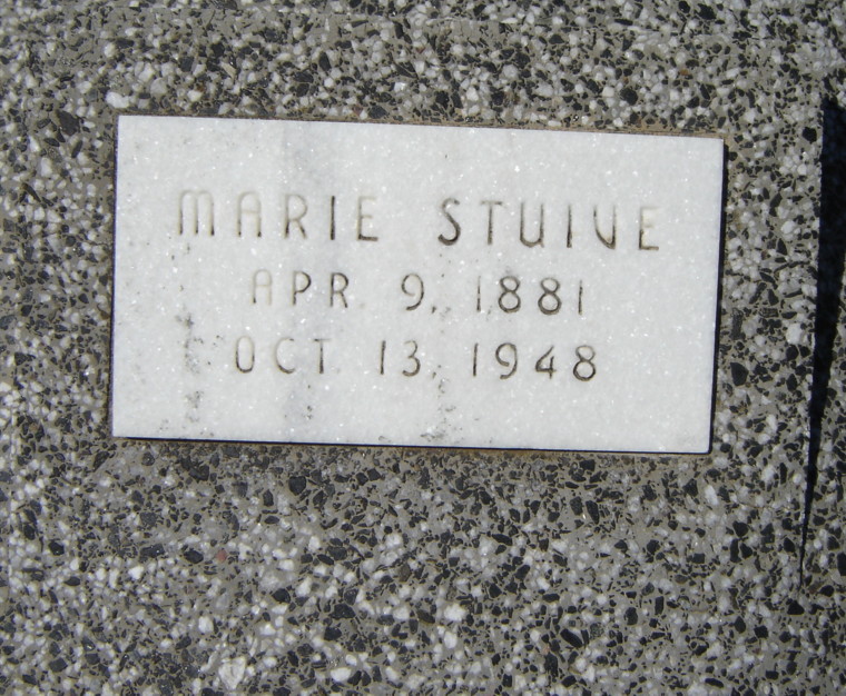 marielohmeyerstuevegravestonebethlehemsylvangroveks